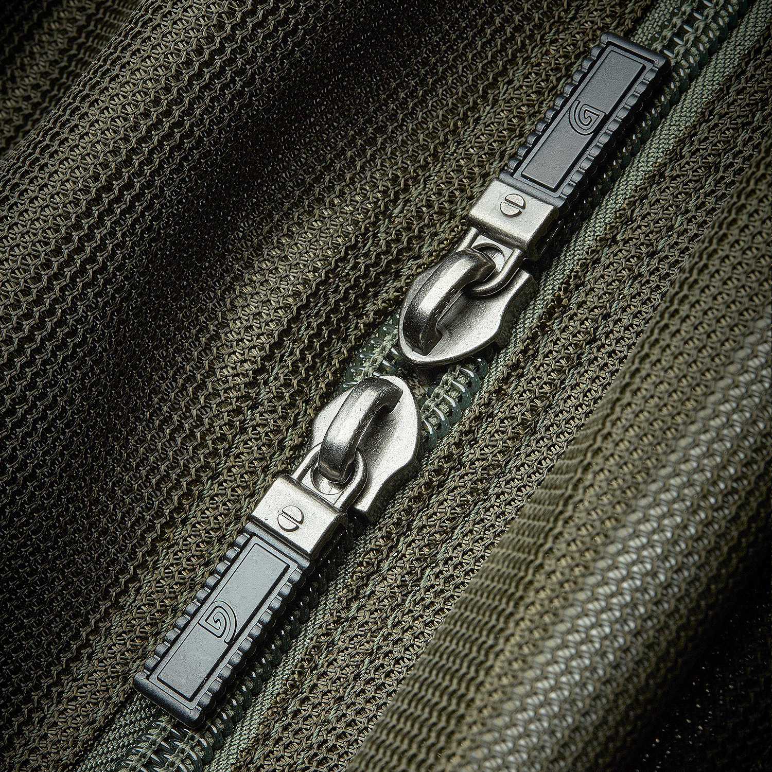 Trakker Sanctuary XL Retention Sling v2 Close Up 2