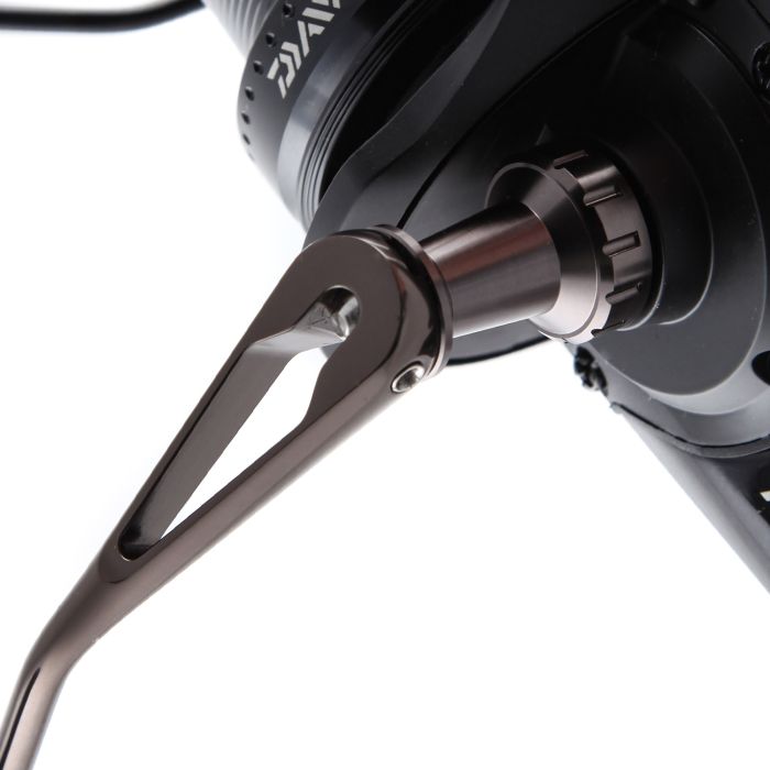 Daiwa Tournament Basia Custom Reel DCR6 Close Up 1