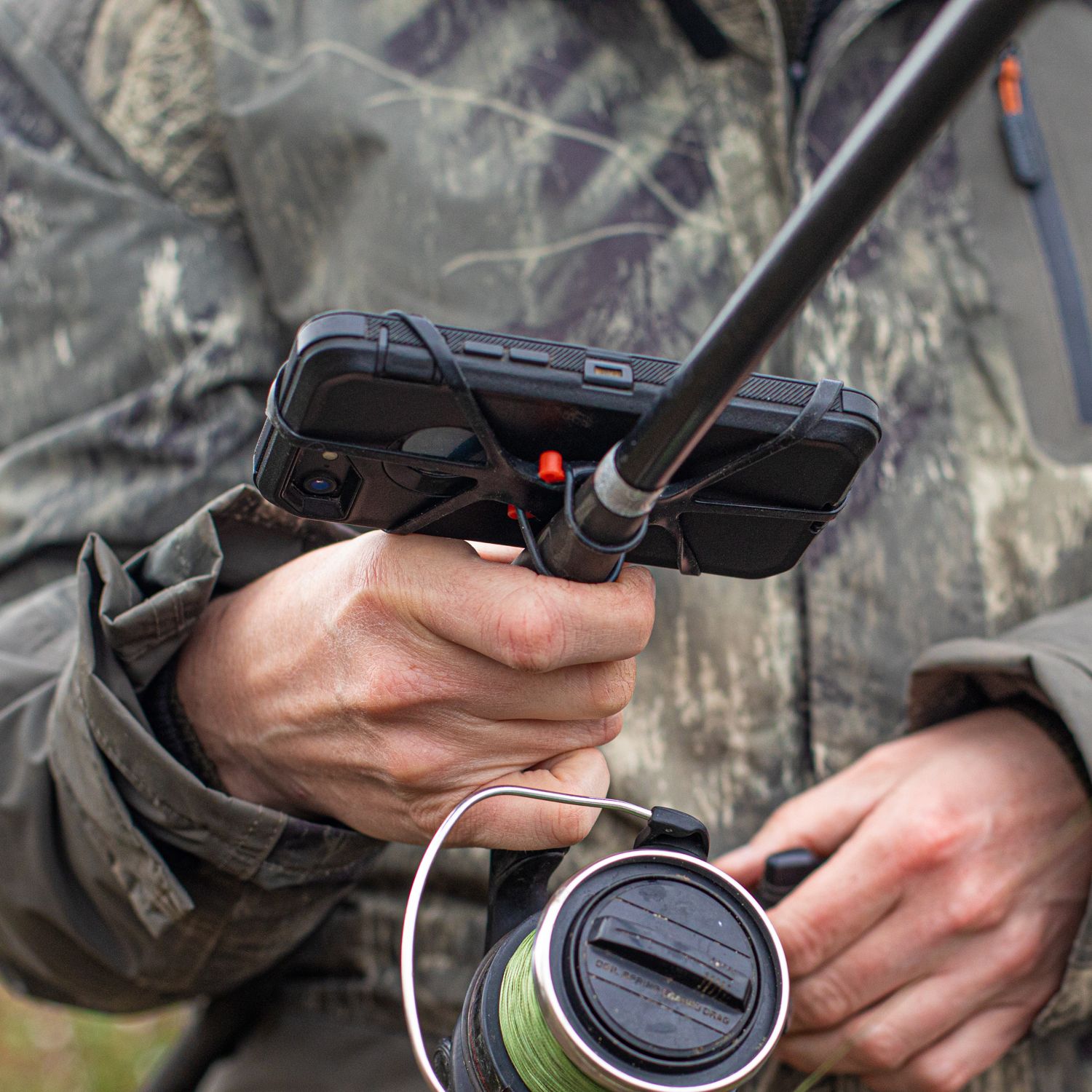 Sondeur Deeper Fish Finder Smartphone Rod Mount