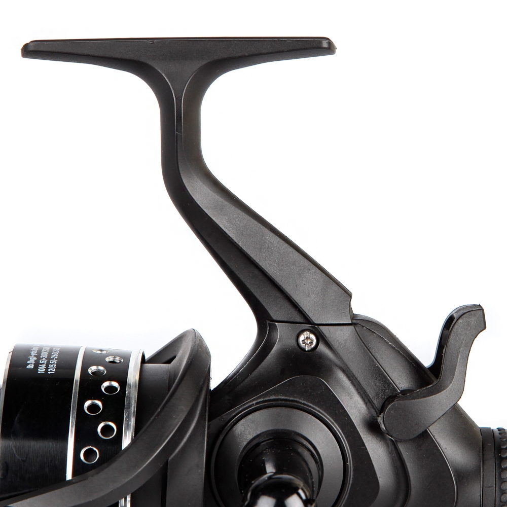 Daiwa Regal BR Reel Close Up 4