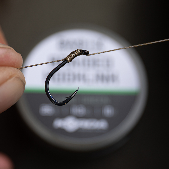 Korda Basix Braided Hooklink 10m Lifestyle 2